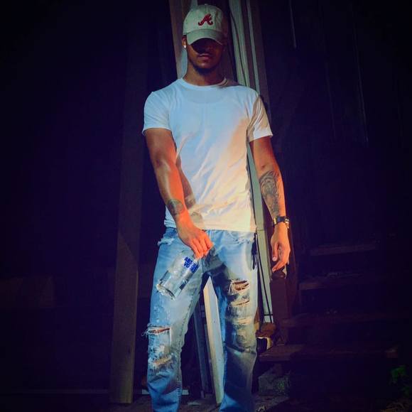 Meet your Posher, Drew - Picture 1 of 1